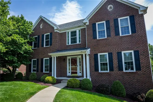 112 Scenic Ridge Dr, Venetia, PA 15367