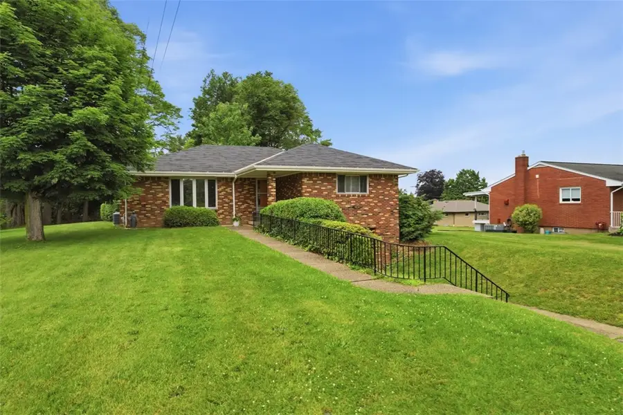 16 Robin Rd, Robinson, PA 15136 - #3