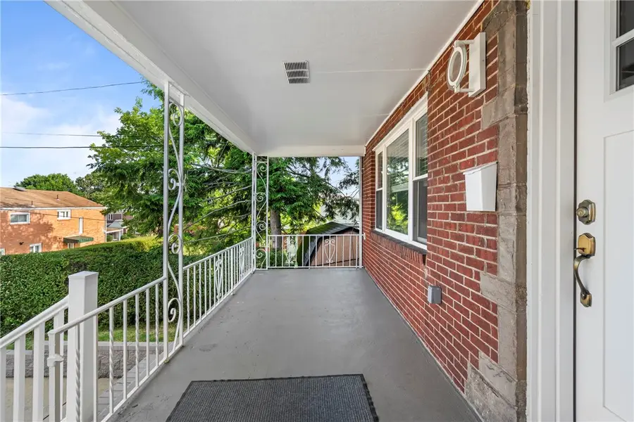 4311 Glen Lytle Rd, Pittsburgh, PA 15217 - #2