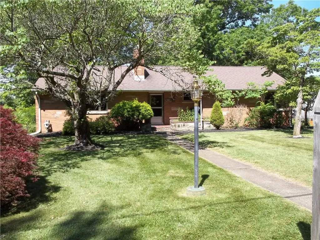 121 Hillcrest Dr, New Brighton, PA 15066 - #1