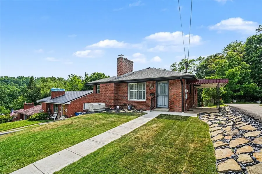 116 Dogwood Dr, Pittsburgh, PA 15235 - #2
