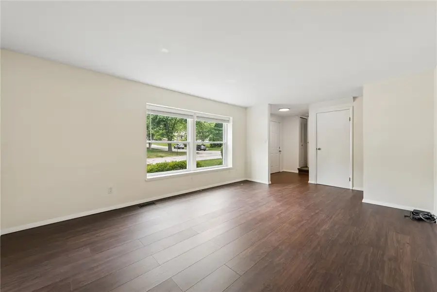 200 Duquesne, New Kensington, PA 15068 - #3