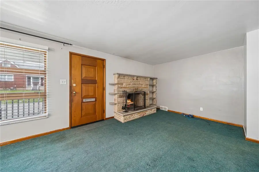 1904 Ohio Ave, White Oak, PA 15131 - #2
