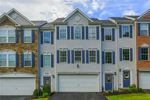 137 Cole Court, Harmony, PA 16037