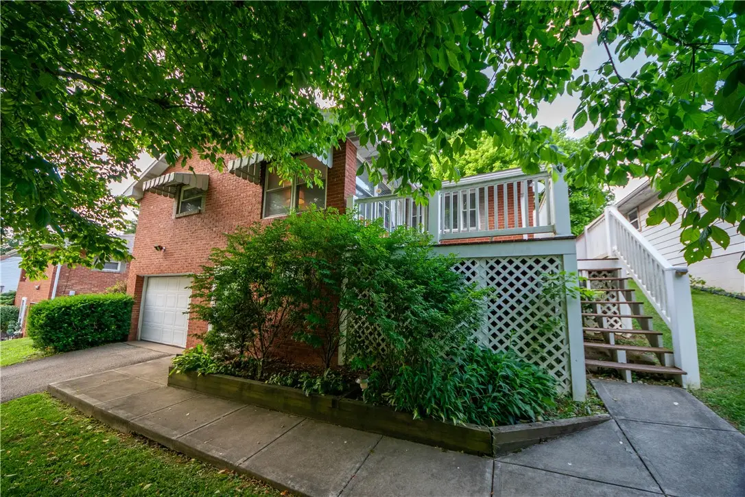 1366 Henderson Ave, Washington, PA 15301 - #1