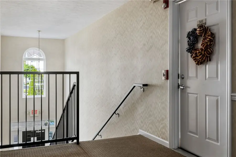 750 Hidden Ridge Ct #301, South Park, PA 15129 - #2