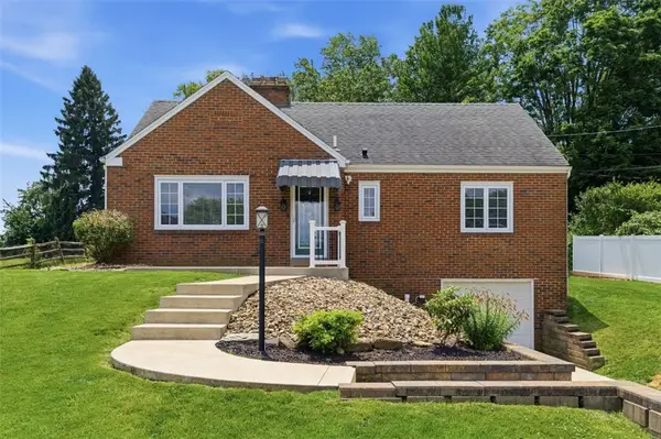 212 Patton Drive, Coraopolis, PA 15108