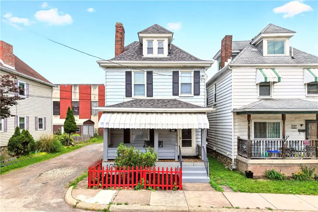 410 Kendall St, Coraopolis, PA 15108 - #1