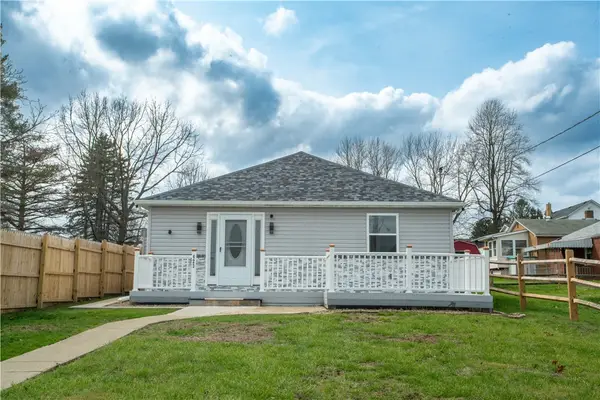 423 16th Avenue, Beaver Falls, PA 15010