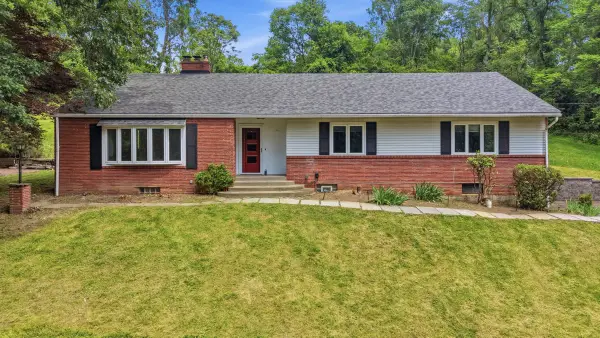 1260 Fox Chapel Road, Pittsburgh, PA 15238