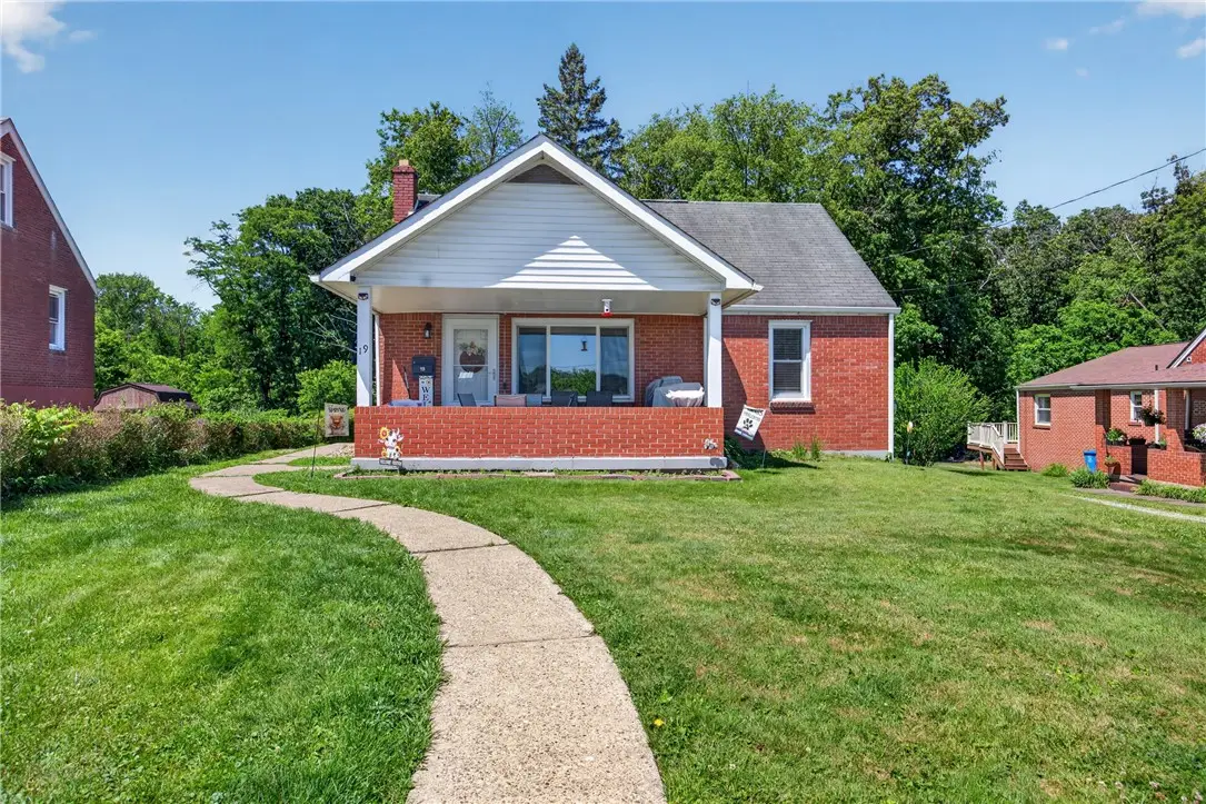 19 Transit Dr, McKeesport, PA 15135 - #1