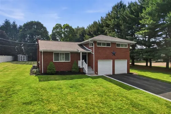 106 Allegheny Drive, Natrona Heights, PA 15065