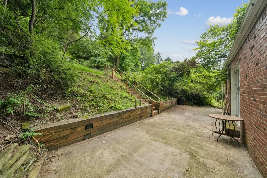 610 Cascade Road, Pittsburgh, PA 15221 - #3