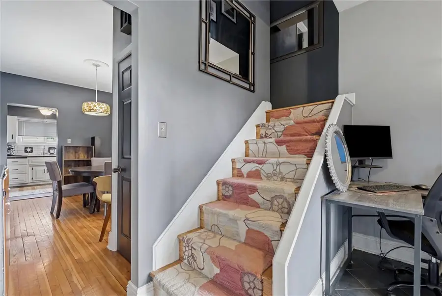 519 Jackson Ave, Vandergrift, PA 15690 - #2