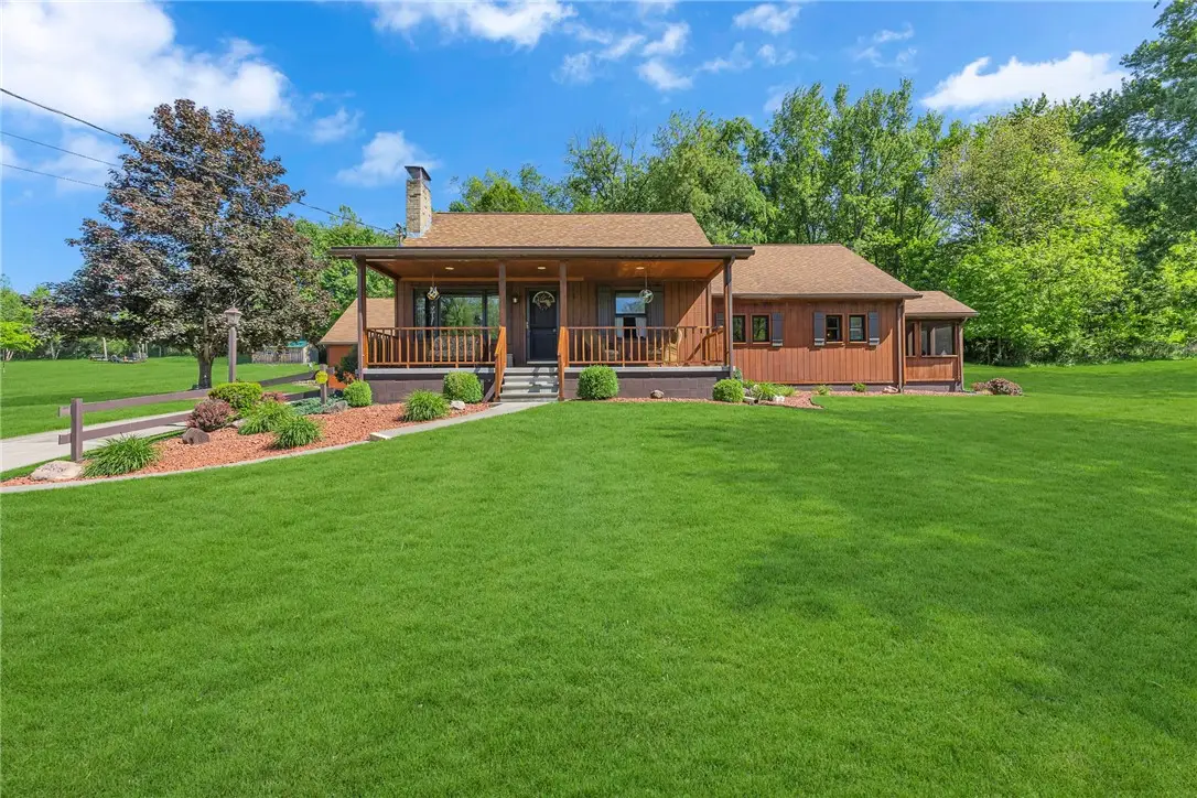 2085 Frew Mill Rd, New Castle, PA 16101 - #1