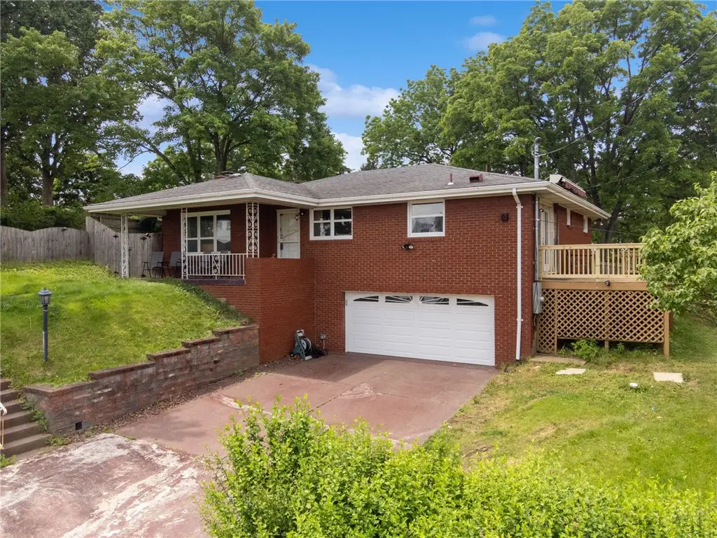 30 Clay Pike, Irwin, PA 15642 - #1