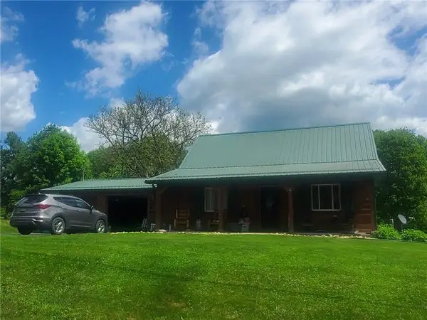 132 Lairds Crossing Rd, Worthington, PA 16262