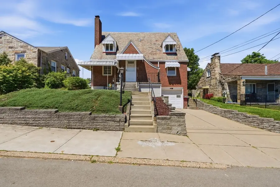 411 Phillips Avenue, McKees Rocks, PA 15136 - #2
