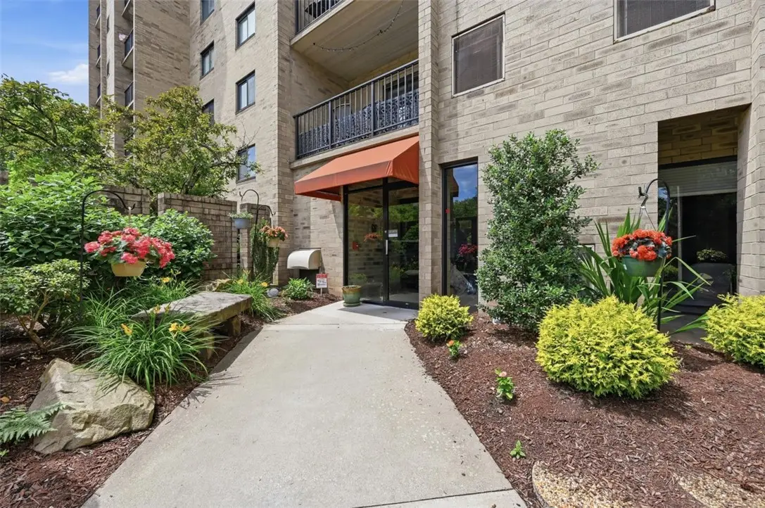 1400 Smokey Wood Dr #601, Pittsburgh, PA 15218 - #1