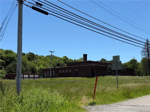 2520 Mill Bridge, New Castle, PA 16101
