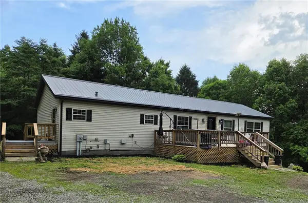 357 Old Sharon Mercer Road, Mercer, PA 16137