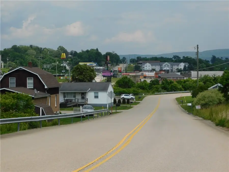 329 Mcclellandtown Road, Uniontown, PA 15401 - #2