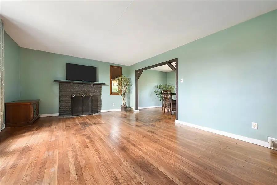 131 Sylvania Drive, Pittsburgh, PA 15236 - #2