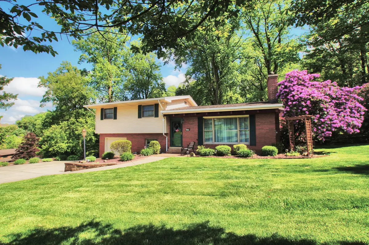 310 North Drive, Jeannette, PA 15644 - #1