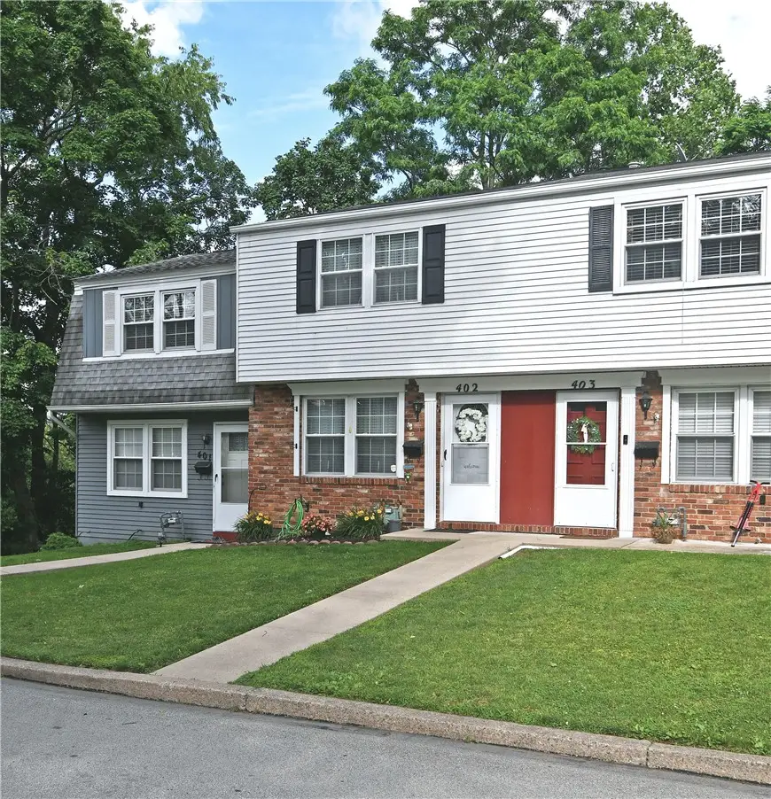 402 Hickory Cir, Canonsburg, PA 15317 - #1