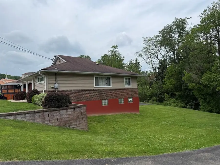 4011 Second Street, Irwin, PA 15642 - #3