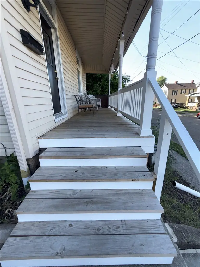 705 12th Ave, New Brighton, PA 15066 - #3