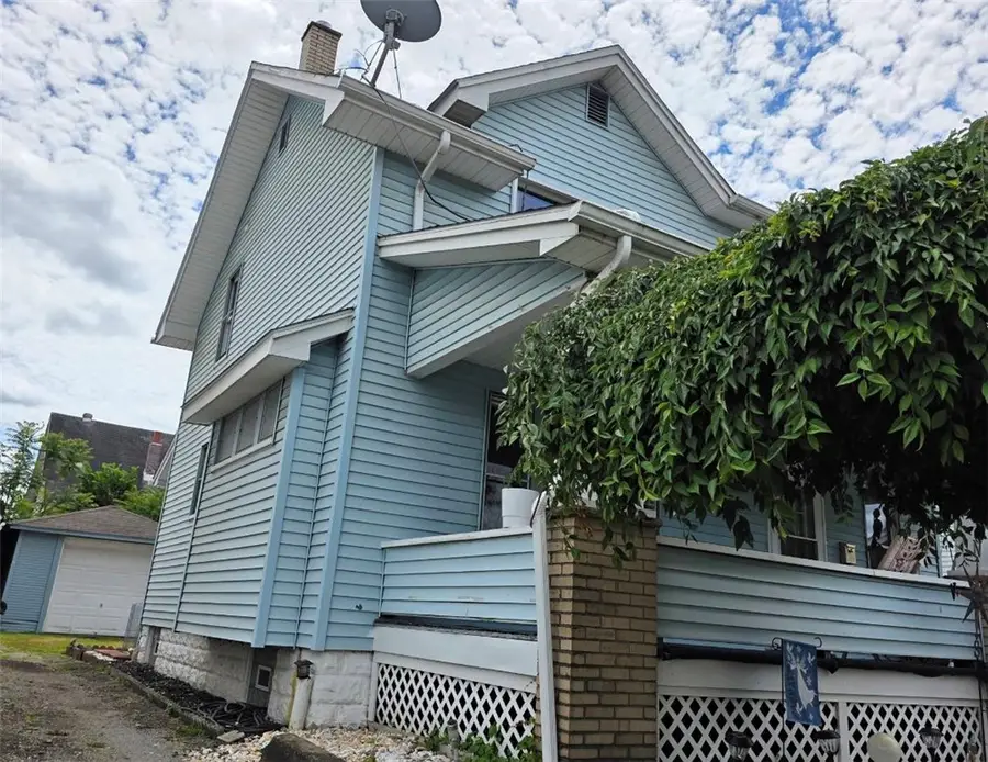 204 Boyles Ave, New Castle, PA 16101 - #3