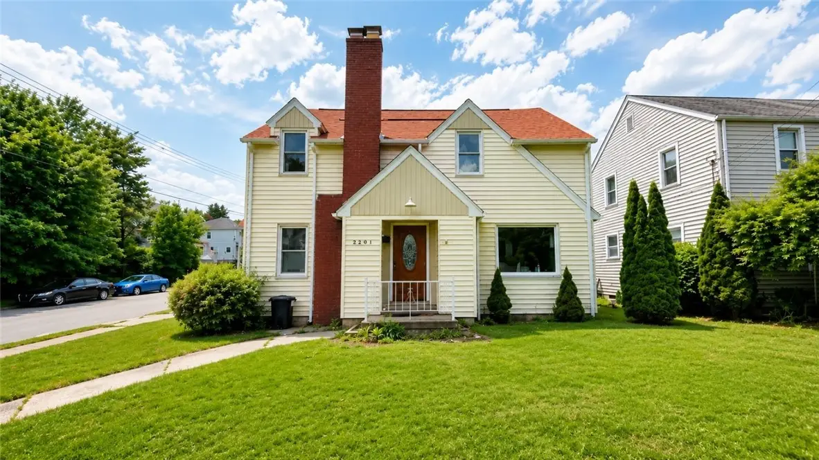 2201 Delaware Ave, New Castle, PA 16105 - #1