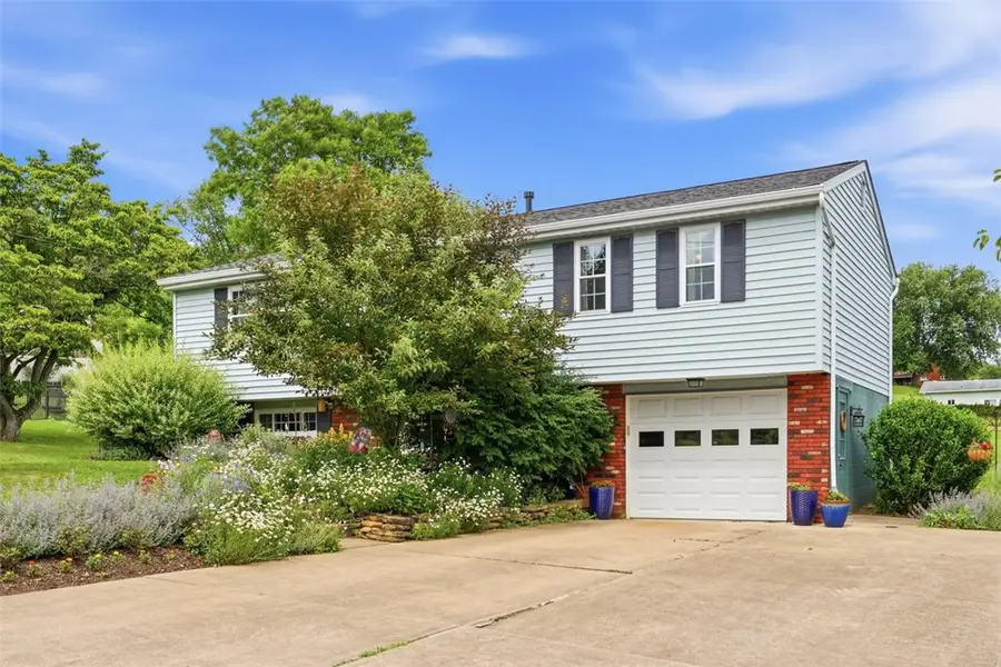 5038 Norman Ave, Finleyville, PA 15332 - #3