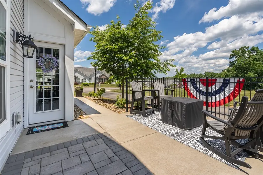 202 Spring Valley Dr., Jackson, PA 16063 - #2