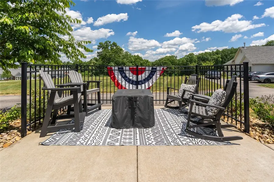 202 Spring Valley Dr., Jackson, PA 16063 - #3