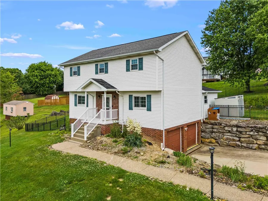 371 Annuity Dr, Washington, PA 15301 - #2