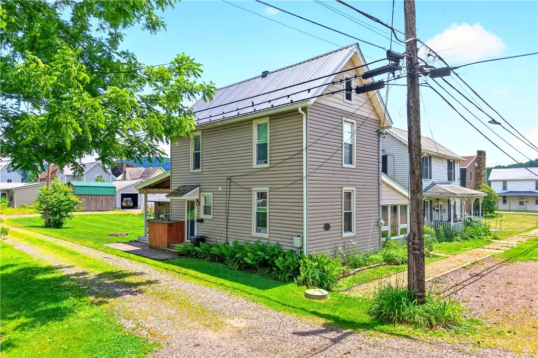 511 Jacobs St, Confluence, PA 15424 - #1
