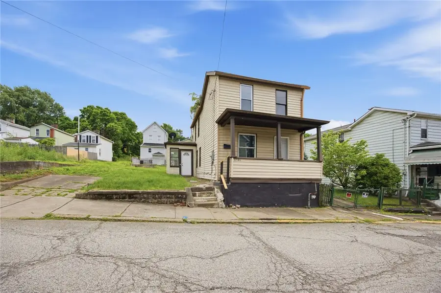 2906 Chester St, McKeesport, PA 15132 - #2