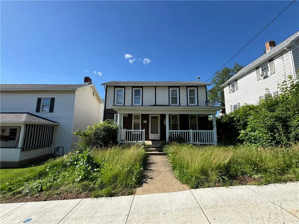 512 N 5th St, Apollo, PA 15613 - #1