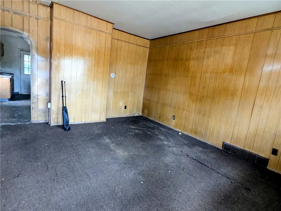 1809 Cornell St, McKeesport, PA 15132 - #3