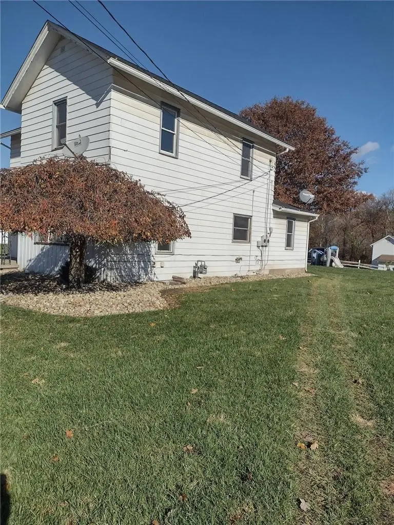 239 Kay St, Wampum, PA 16157 - #2