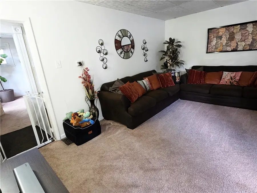 315/315.5 N 3rd St, Jeannette, PA 15644 - #3