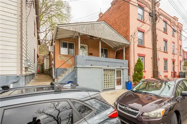 63 Lawn St, Pittsburgh, PA 15213