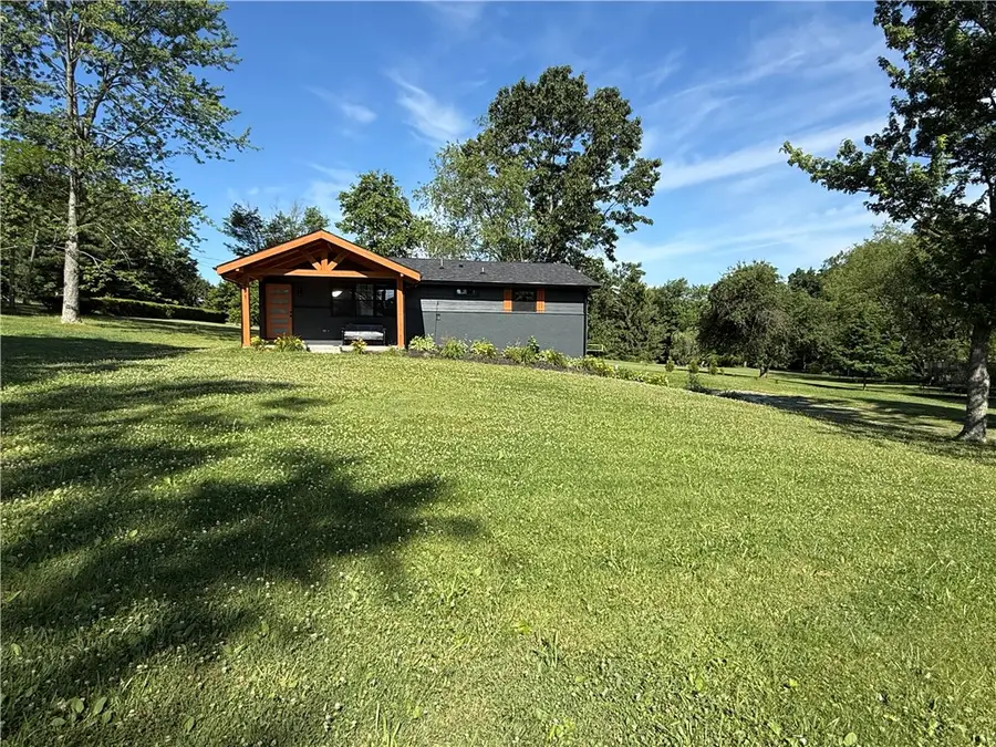 291 Simon Dr, Butler, PA 16002 - #2
