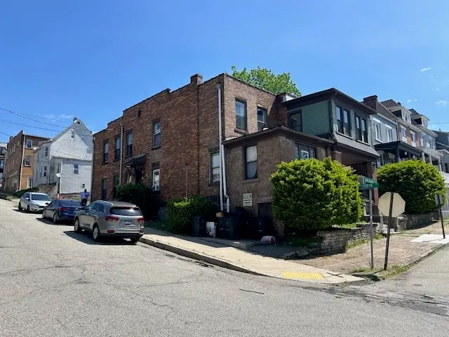 2201 Hawthorne Avenue, Pittsburgh, PA 15218 - #1