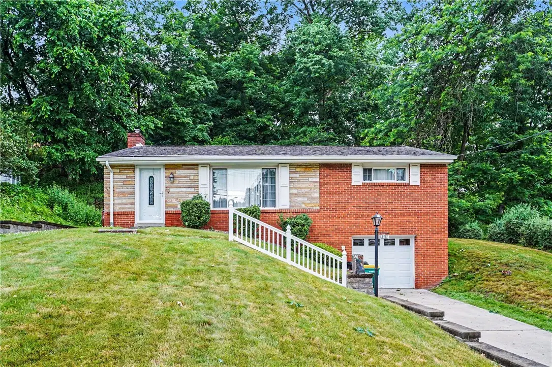 104 Longmount Dr, Pittsburgh, PA 15214 - #1