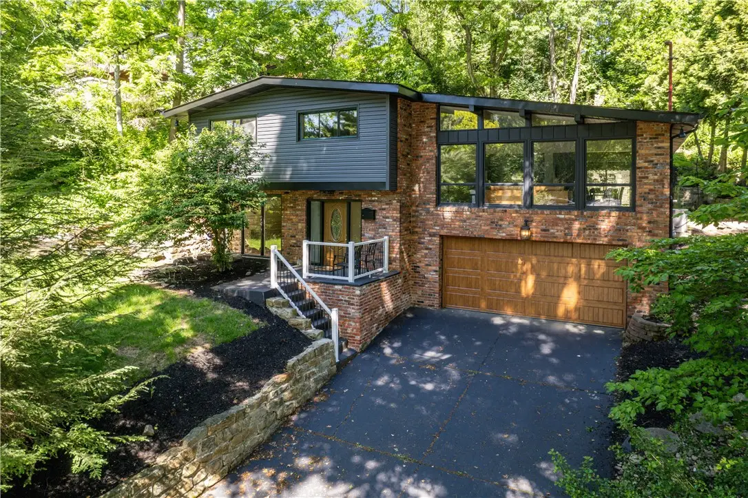2317 Marbury Rd, Pittsburgh, PA 15221 - #1
