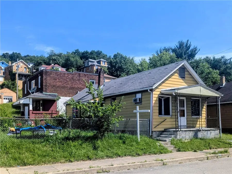164 6th Ave, Aliquippa, PA 15001 - #2