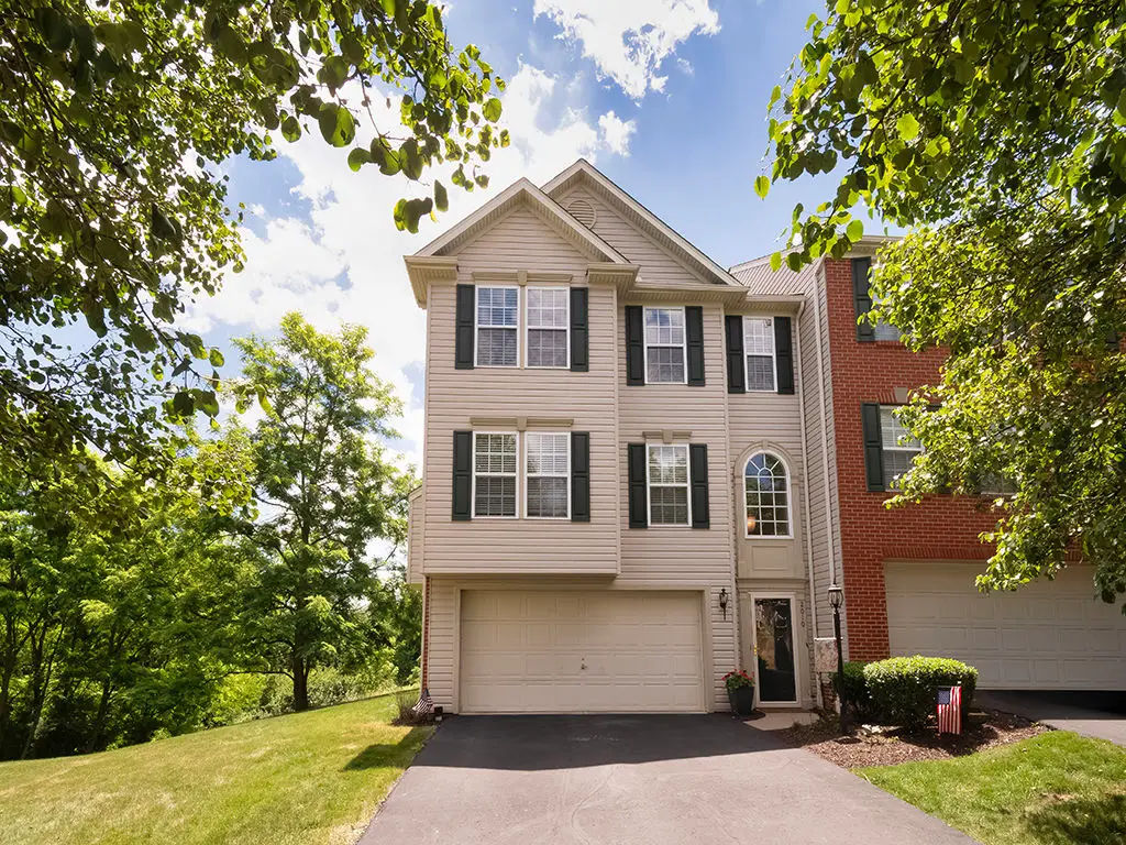 2010 Michael Drive, Pittsburgh, PA 15227 - #1